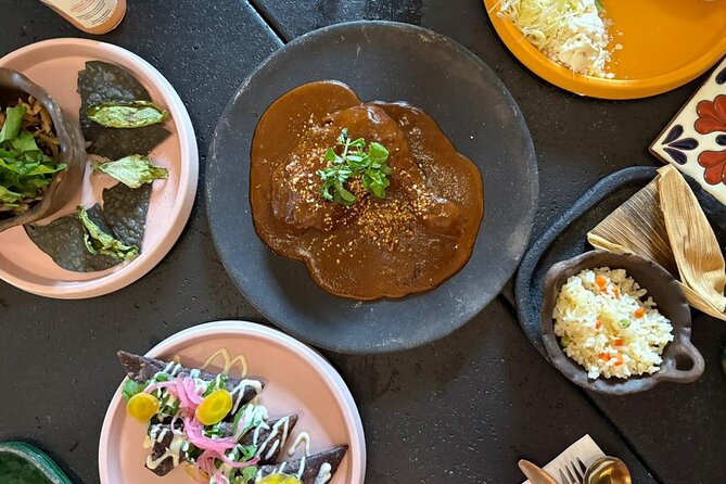 Local Foodie Adventure in Mexico: +10 dishes with Sherpa Tours - Starting with barbacoa at Colima 76