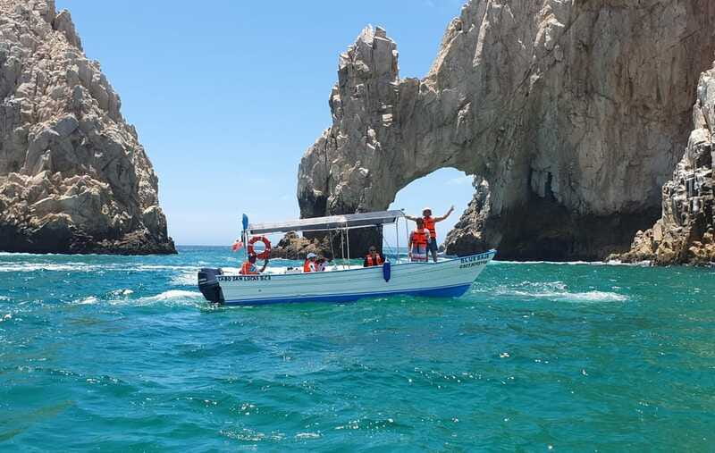 Los Cabos Arch & Lover’s Beach Tour + Snorkeling Tour - Timing, meeting point, and what to pack