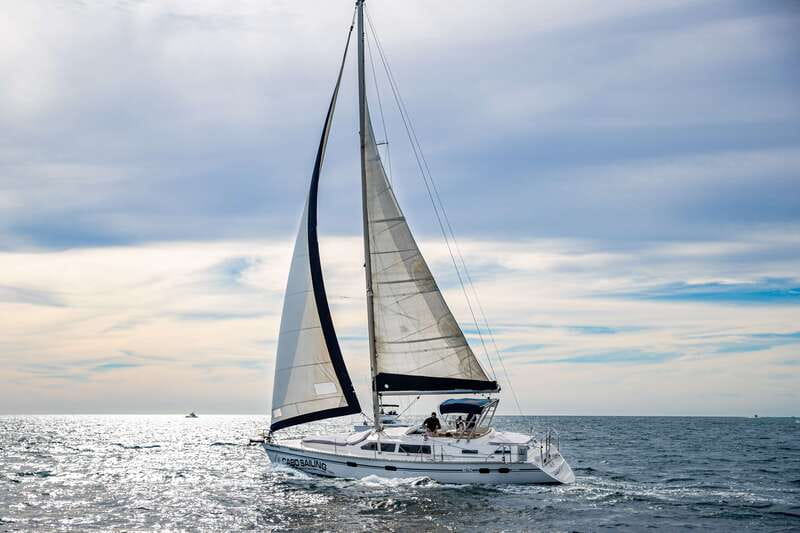 Los Cabos: Shared Sunset Sailing Cruise - Key points at a glance