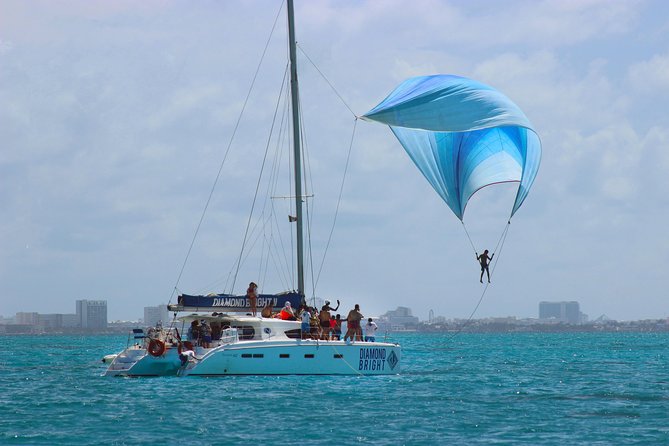 Luxury Catamaran tour to Isla Mujeres with transportation from Playa del Carmen - What your seven hours actually include