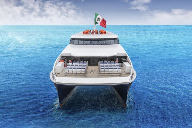 Luxury FERRY Xcaret: From Cancun to Isla Mujeres - Arriving at Isla Mujeres with time to explore