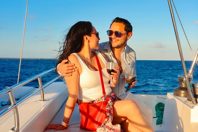 Luxury Sunset Sailing Cruise in Cancun with Light Dinner and Open Bar - Who will enjoy this cruise most