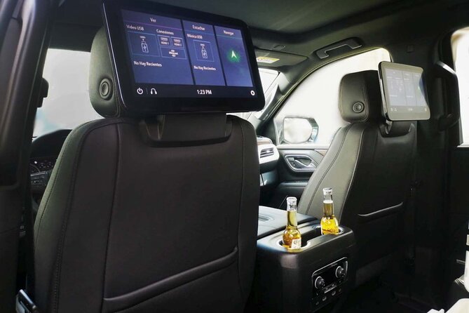 Luxury Suv Departures from Cancun Hotel Zone to Airport - Allow 2.5 hours before departure, plus the ride