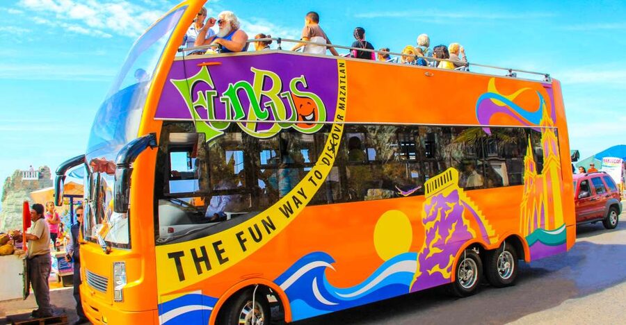 Mazatlán: Double-Decker Bus, Cliff Diving & Walking Tour - Hotel pickup and the open-top bus