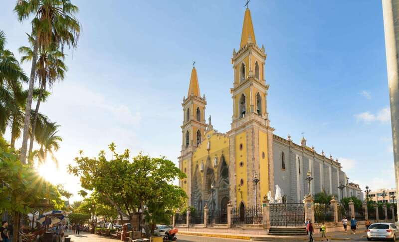 Mazatlan: Old Town Sightseeing and Golden Zone - Inside Mazatlan Cathedral and the open market