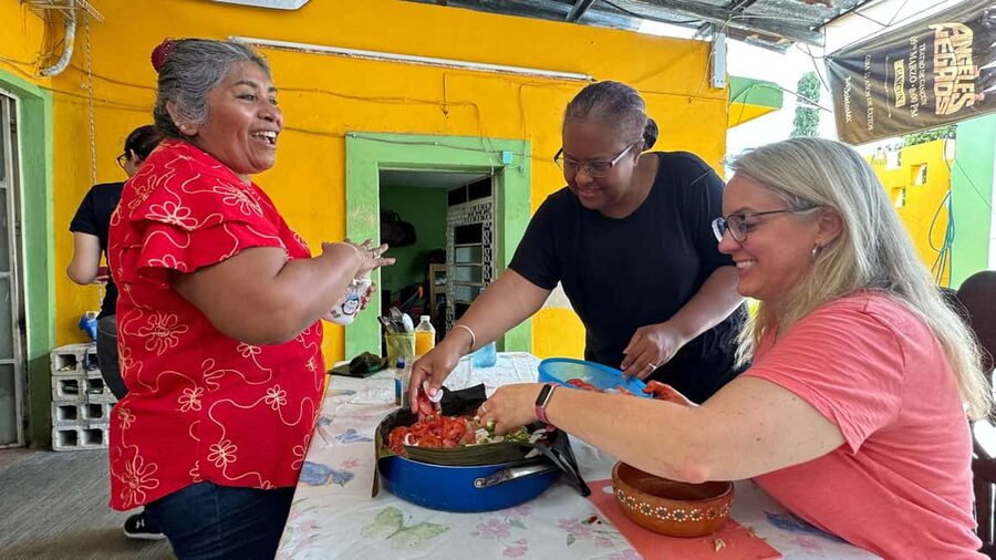 Mérida Cooking Class, taste of Yucatan - The social side of the experience
