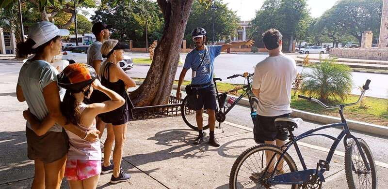 Mérida: Montejo Boulevard and Historic Center bike tour - Why cycling works so well in Mérida