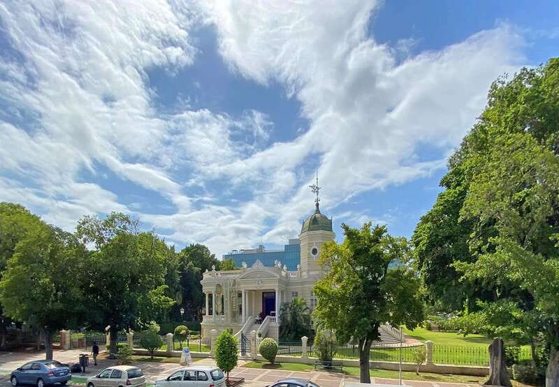 Mérida: Panoramic Sightseeing Tour Bus Ticket with 2 Routes - Is $8 good value?