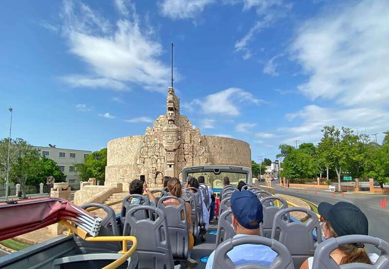Mérida: Panoramic Sightseeing Tour Bus Ticket with 2 Routes - Choosing between Norte and Barrios