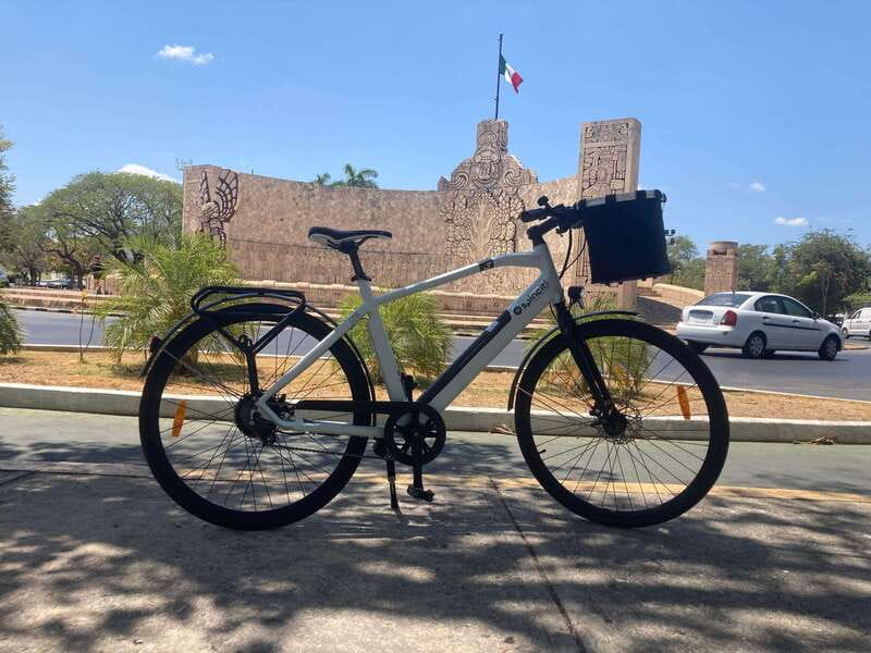 Mérida: The E-bike tour with history and culture - Ivan’s guiding style and communication