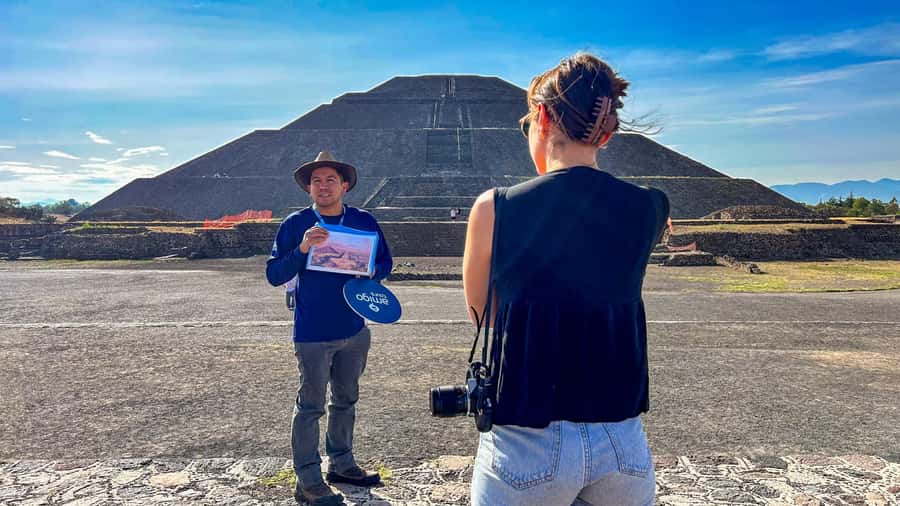 Mexico City: Afternoon Tour to Teotihuacan - Guides who add meaning to the ruins