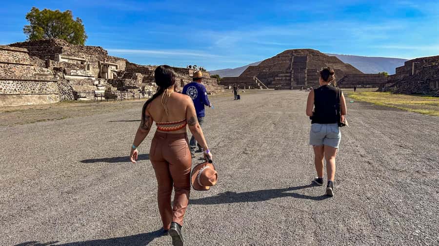 Mexico City: Afternoon Tour to Teotihuacan - The obsidian workshop and agave tasting