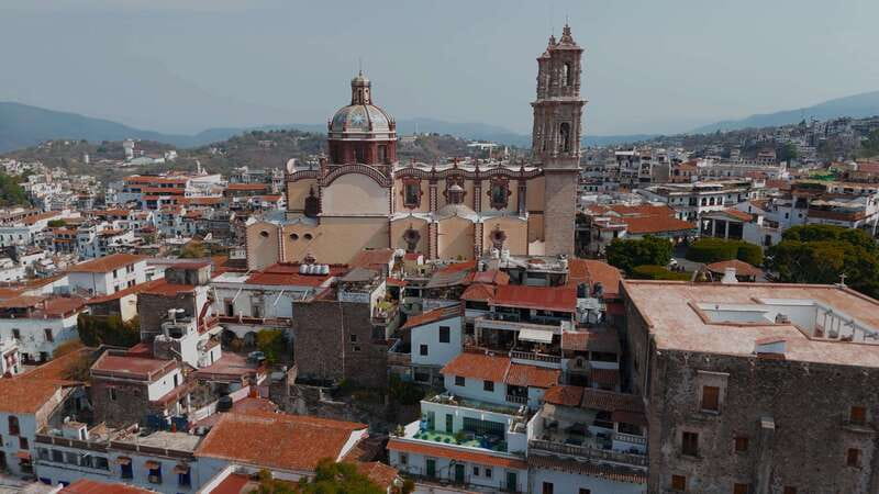 Mexico City: Cacahuamilpa Caves and Taxco Small-Group Tour - What to bring and how to handle the day