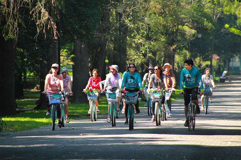 Mexico City: Chapultepec & Reforma Historic Bike Experience - Why Sunday morning makes such a difference