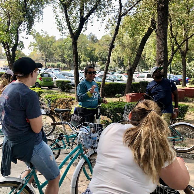 Mexico City: Chapultepec & Reforma Historic Bike Experience - The Angel and a satisfying city milestone