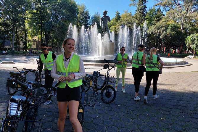 Mexico City E-Bike Tour with a taco and churros stop - Why an e-bike works so well in Mexico City