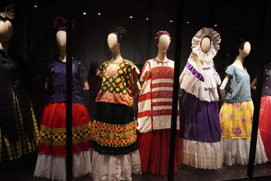 Mexico City: Frida Kahlo Museum Tour - Key things to know before visiting Casa Azul