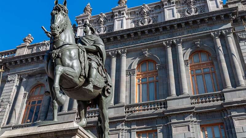 Mexico City: Historic Downtown Walking Tour - Meeting at the Zocalo, the city’s main stage
