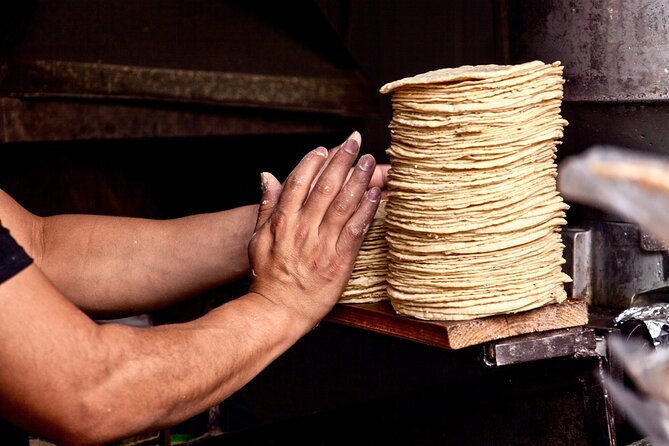 Mexico City Historical Centre Food Tour with 7 Authentic Tastings - How much walking and social time to expect