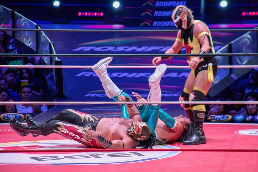 Mexico City: Lucha Libre Show, Walking Tour & Tequila - Why lucha libre works best as a night out