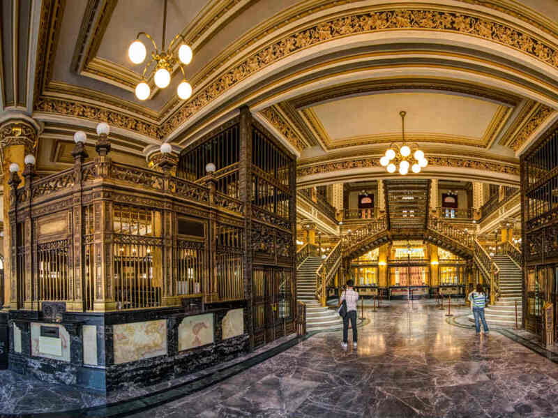 Mexico City Must-see Buildings & Palaces - Four hours on foot, with a compact historic-center route