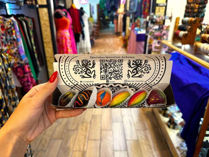 Mexico City: Old Town Food Tour of 7 Tastings & Secret Dish - Panadería sweets and Mexican chocolate