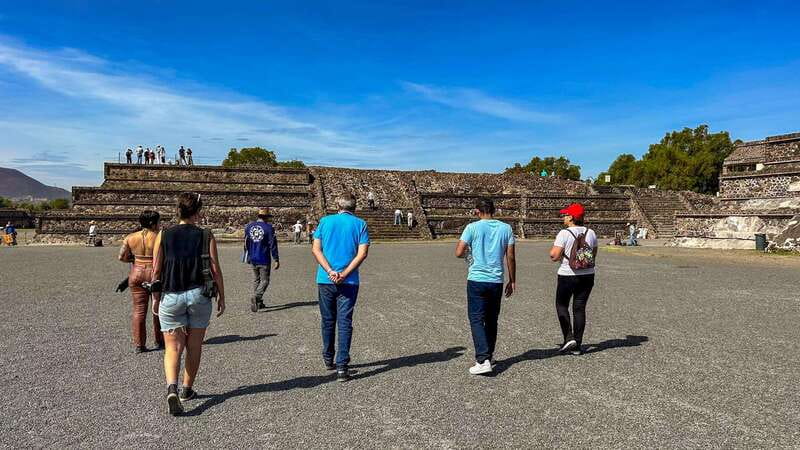 Mexico City: Teotihuacan, Tlatelolco & Basilica of Guadalupe - Transport makes the schedule possible