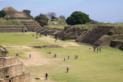 Monte Alban, Alebrijes & Black Pottery: Oaxaca Essential Day Tour