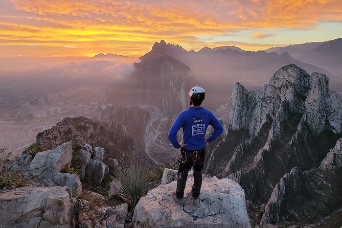 Nido de los Aguiluchos, Monterrey: Hiking + Rock Climbing + 3 Rappels - Leaving Monterrey at 5:00 am