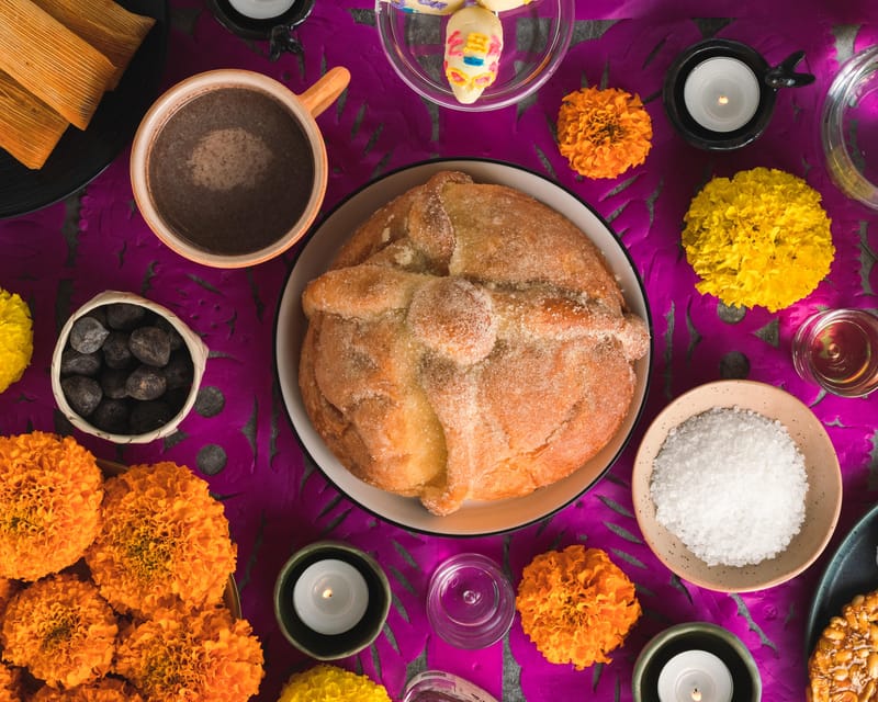 Oaxaca: Day of the Dead Evening Walking Tour with Dinner - What the $109 to $115 price really covers