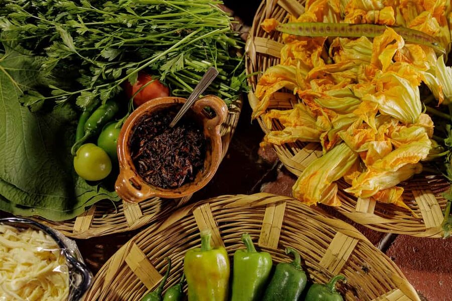 Oaxaca de Juarez: Traditional Oaxacan Cooking Class - Key points at a glance