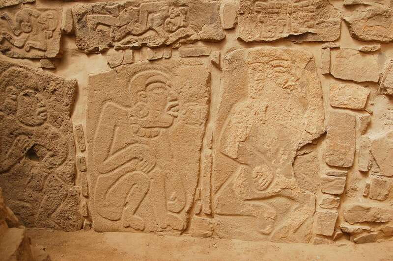 Oaxaca: Monte Alban Guided Archaeological Tour - From central Oaxaca to the hilltop ruins