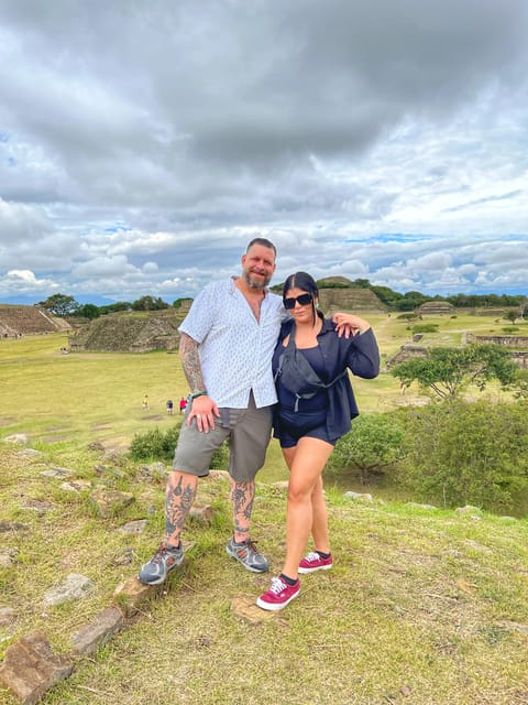 Oaxaca: Monte Albán, Hierve el agua, Mezcal and Teotitlán - Private transport and the nine-hour pace