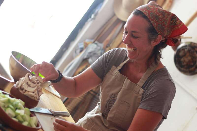 Oaxaca: Oaxacan Mole Workshop with a Traditional Cook - Inside the FILOTEO foodlab kitchen