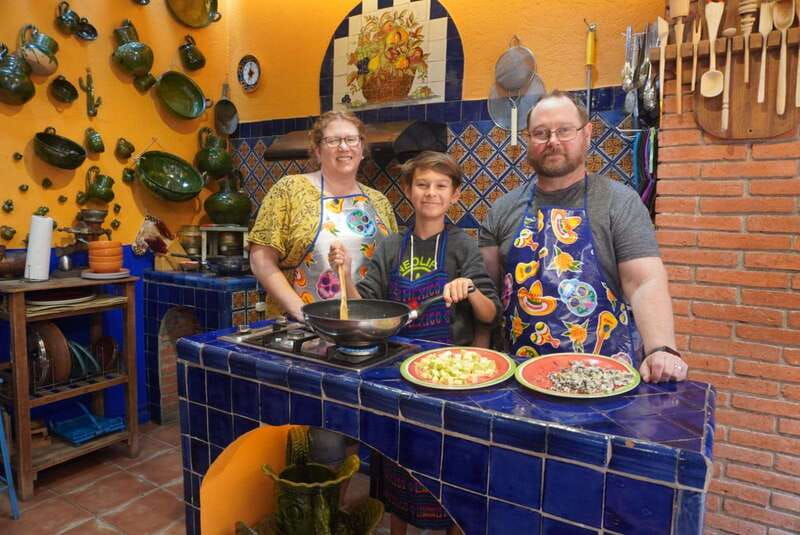 Oaxaca: Traditional Oaxacan Cooking Class with Market Visit - Key points to know before booking