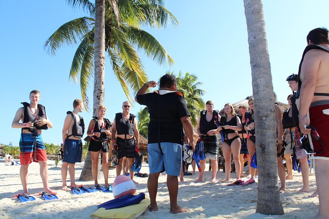 Official Chankanaab Beach Park Day pass with Snorkel - Chankanaab Beach Adventure Park: more than a swimming stop