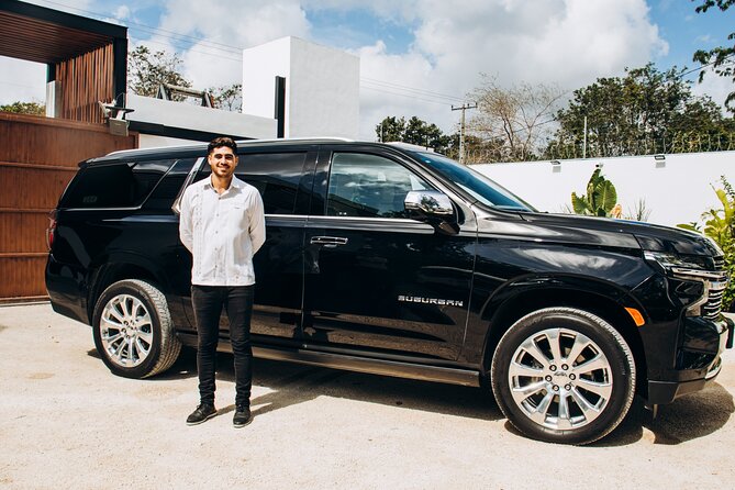One Way Private Transfer Cancun Int Airport - Playa del Carmen - Finding your driver at Cancun International Airport