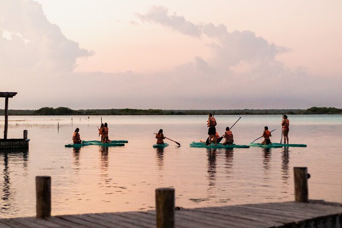 Paddleboarding and/or kayaking tour at sunrise in the lagoon of Bacalar - Why Bacalar sunrise works so well