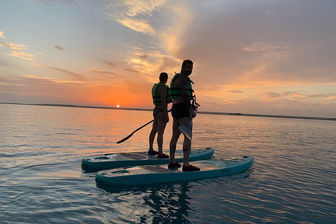 Paddleboarding and/or kayaking tour at sunrise in the lagoon of Bacalar - Meeting at 5:30 am in Bacalar