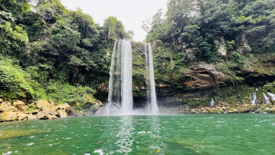 Palenque: Palenque Ruins, Agua Azul Waterfalls and Misol-Ha - Three Chiapas highlights before nightfall