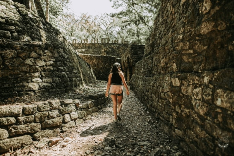 Palenque: Yaxchilán and Bonampak Archaeological Area Tour - Crossing the Usumacinta by boat