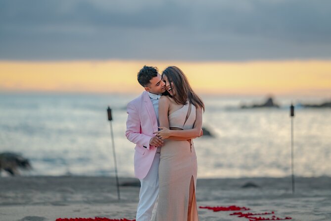 Photo Session in Los Cabos - Playa Monumentos and the Los Cabos setting