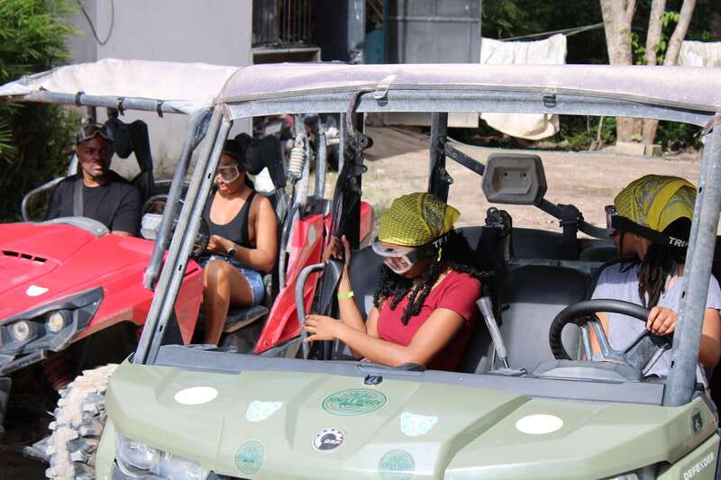 Playa del Carmen: Riviera Maya Buggy Tour with Cenote Swim - Guides, photos, and the feel of a small group