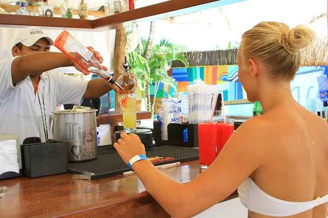 Playa Uvas Open Bar Exclusive Pass - Arriving at Playa Uvas Beach Club