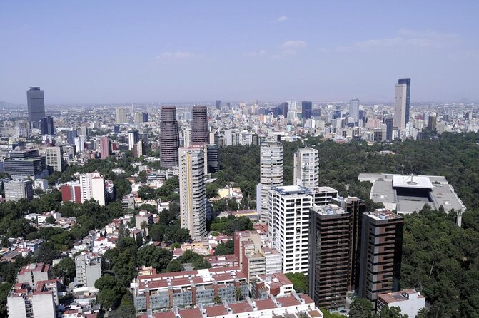 Polanco Food Tour: The Bestselling Food Adventure in Mexico City - Drinks, desserts, and the final sweet course