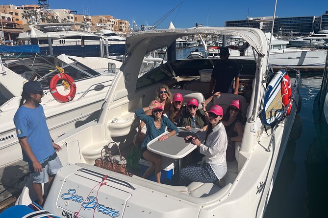 Private 3hr Yacht Cruise in Cabo San Lucas all included - Chileno Bay combines food, water, and downtime