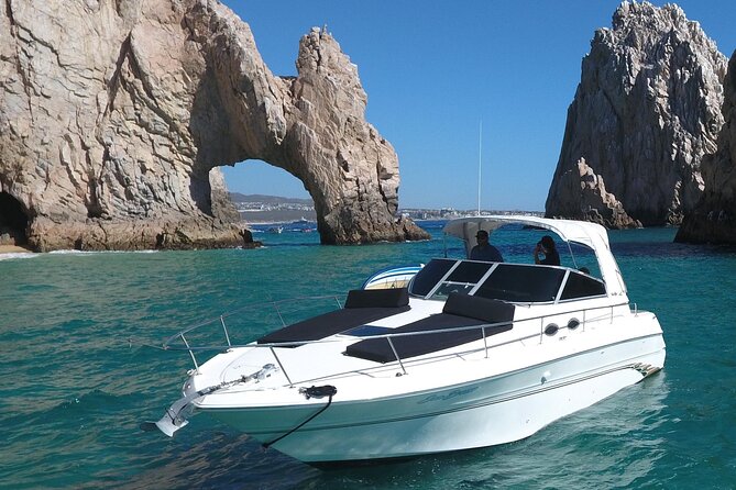 Private 3hr Yacht Cruise in Cabo San Lucas all included - Pelican Rock gives you an early snorkeling chance