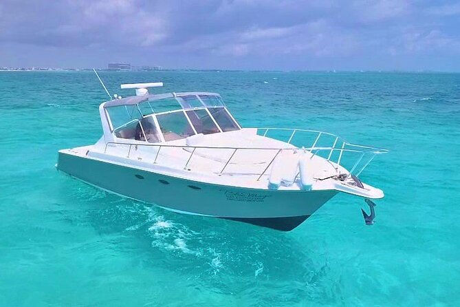 Private Cancun Yacht Tour 42ft up to 8 pax - Should you book the 42-foot Cancun yacht?
