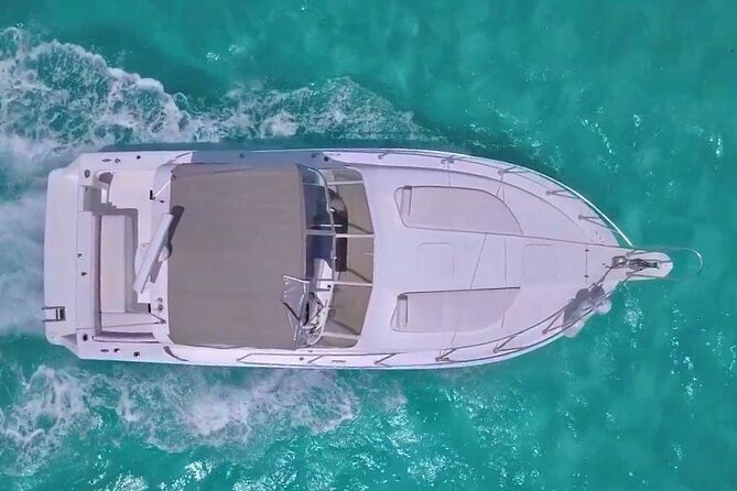 Private Cancun Yacht Tour 42ft up to 8 pax - Cruising the Nichupté Bay channels