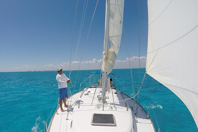 Private Customizable Sailing Tour in Cancun - Boat choice and comfort